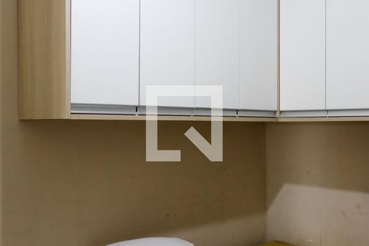 Quarto 1 de casa para alugar com 1 quarto, 51m² em Jardim Cirino, Osasco