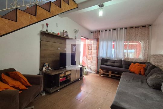 Sala de casa para alugar com 3 quartos, 179m² em Vila Metalúrgica, Santo André