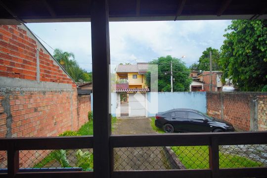 vistada sala 2 de casa à venda com 2 quartos, 80m² em Feitoria Seller, São Leopoldo