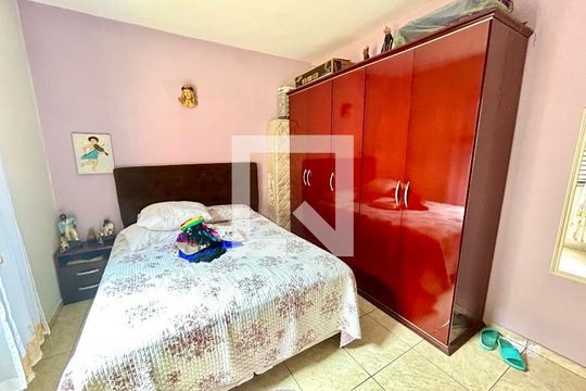 Quarto Suíte de casa à venda com 3 quartos, 260m² em Vila Barros, Guarulhos