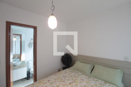 Suite de apartamento à venda com 3 quartos, 160m² em Itapoã, Belo Horizonte