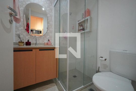 Banheiro de kitnet/studio à venda com 1 quarto, 23m² em Vila Mariana, São Paulo