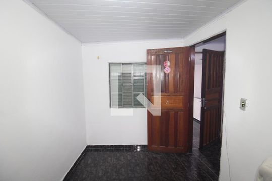 Quarto 2 de casa para alugar com 2 quartos, 90m² em Jardim Guarani, São Paulo