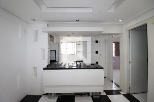 Sala de apartamento para alugar com 2 quartos, 48m² em Jardim Nélia, São Paulo