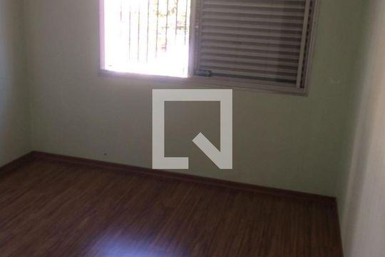 Quarto de casa à venda com 3 quartos, 187m² em Vila Regente Feijó, São Paulo