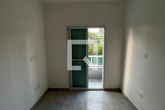 Suite de apartamento à venda com 2 quartos, 90m² em Vila Curuçá, Santo André