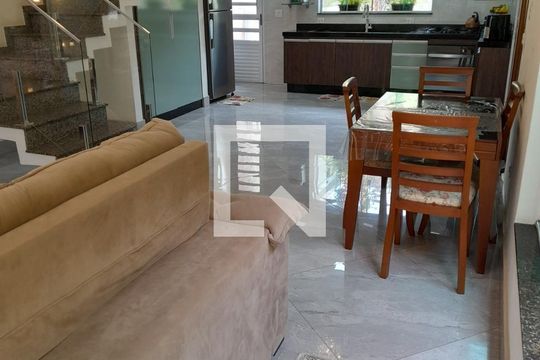 Casa à venda com 3 quartos, 283m² em Jardim, Santo André