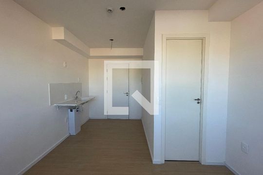 Studio de kitnet/studio à venda com 1 quarto, 17m² em Ferreira, São Paulo