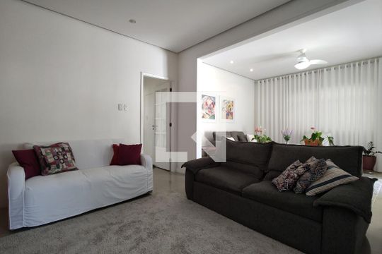 Sala de casa de condomínio à venda com 4 quartos, 319m² em Anil, Rio de Janeiro