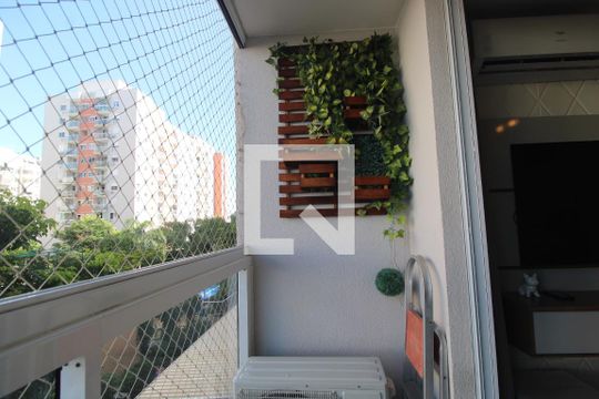 Sala - Varanda de apartamento à venda com 2 quartos, 61m² em Jacarepaguá, Rio de Janeiro