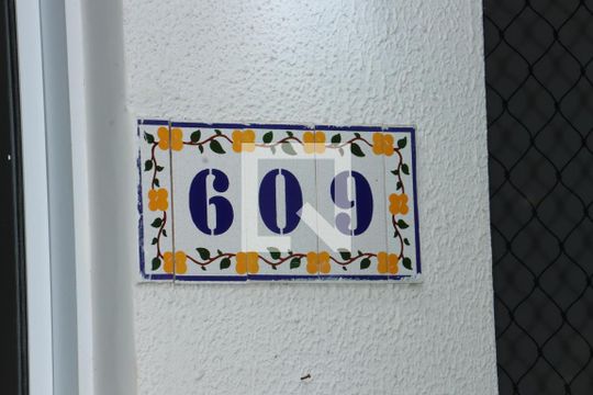 Casa de Condomínio para alugar com 3 quartos, 89m² em Granja Viana, Cotia