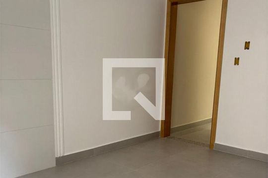 Casa à venda com 3 quartos, 100m² em Jardim Centenario, São Paulo