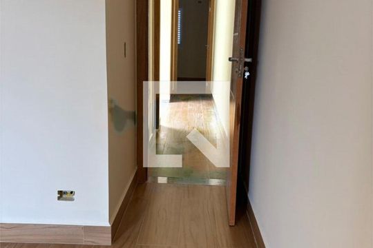 Casa à venda com 3 quartos, 100m² em Jardim Centenario, São Paulo