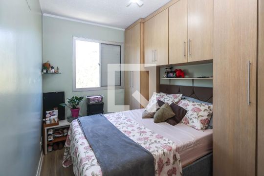 Quarto 1 de apartamento para alugar com 3 quartos, 55m² em Jardim Santa Emilia, São Paulo