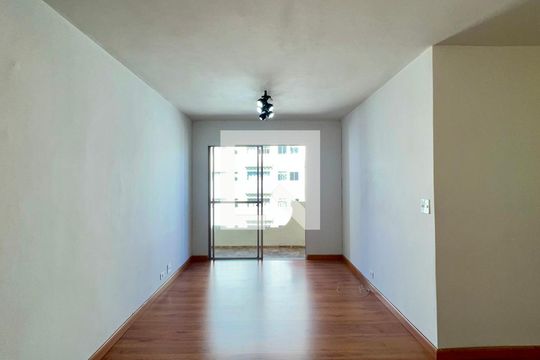 Sala de apartamento à venda com 3 quartos, 71m² em Pinheiros, São Paulo