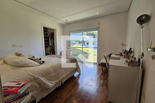Casa à venda com 4 quartos, 525m² em Residencial Tambore III, Santana de Parnaíba