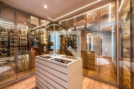 Casa à venda com 4 quartos, 347m² em Cidade Tamboré, Santana de Parnaíba