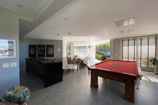Casa à venda com 4 quartos, 586m² em Tamboré, Barueri