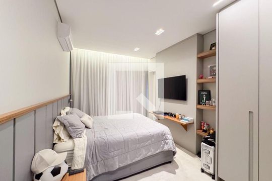 Casa à venda com 5 quartos, 530m² em Residencial Seis (Alphaville), Santana de Parnaíba