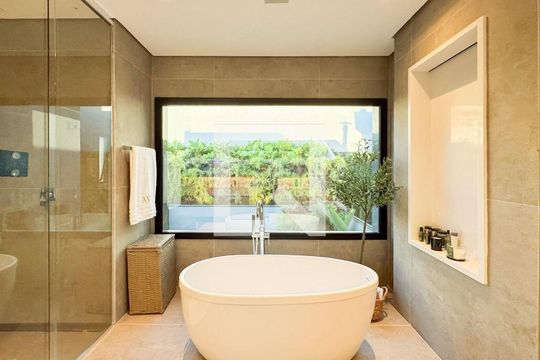 Casa à venda com 5 quartos, 530m² em Residencial Seis (Alphaville), Santana de Parnaíba