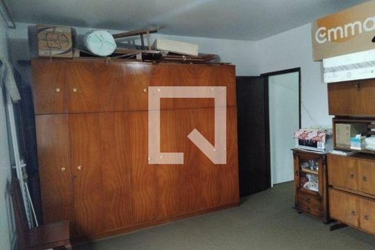 Casa à venda com 3 quartos, 258m² em Parque das Nações, Santo André