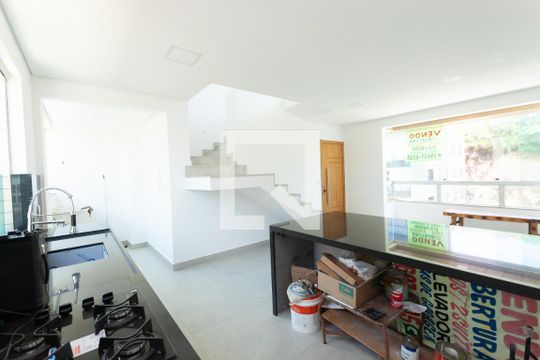 Apartamento à venda com 3 quartos, 160m² em Amazonas, Contagem