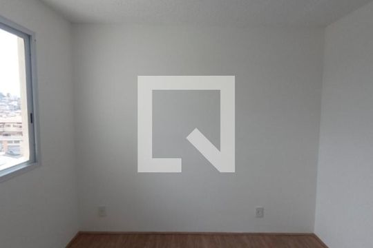 Quarto de apartamento para alugar com 2 quartos, 32m² em Parque Sao Rafael, São Paulo