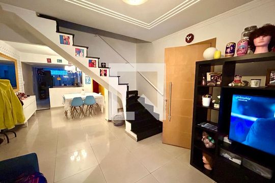 Sala de casa à venda com 3 quartos, 132m² em Macedo, Guarulhos