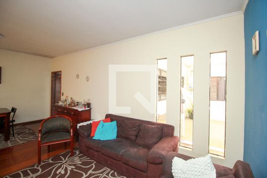 Sala de casa à venda com 4 quartos, 242m² em Vila Alto de Santo Andre, Santo André