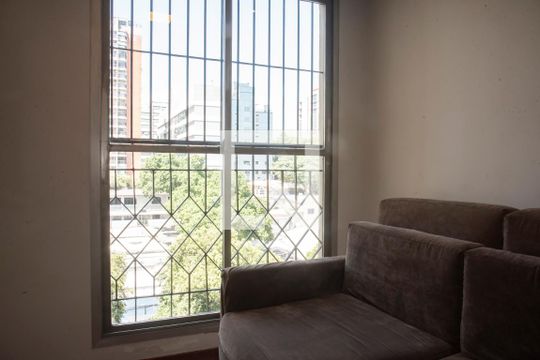 Sala de apartamento para alugar com 2 quartos, 75m² em Vila Clementino, São Paulo
