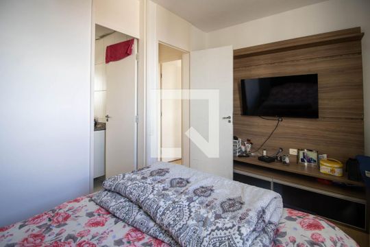 Suíte  de apartamento à venda com 3 quartos, 65m² em Vila Praia, São Paulo