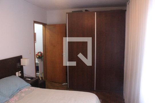 Suíte 1 de casa à venda com 4 quartos, 201m² em Barcelona, São Caetano do Sul