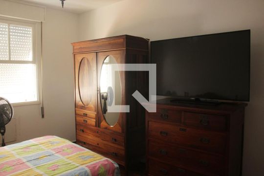Quarto 1 de apartamento para alugar com 3 quartos, 154m² em Embaré, Santos