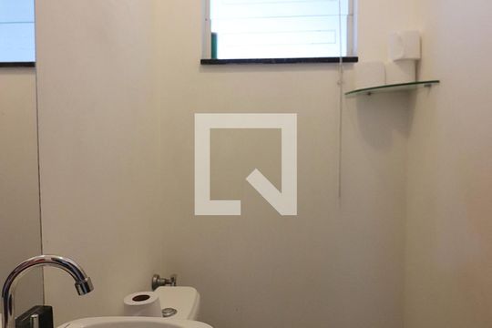 Lavabo  de casa à venda com 3 quartos, 300m² em Vila Alves Dias, São Bernardo do Campo