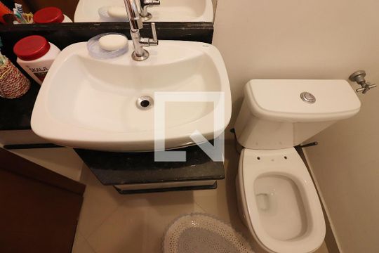 Lavabo  de casa à venda com 3 quartos, 300m² em Vila Alves Dias, São Bernardo do Campo