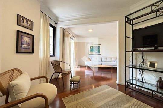 Sala de apartamento para alugar com 3 quartos, 126m² em Indianópolis, São Paulo