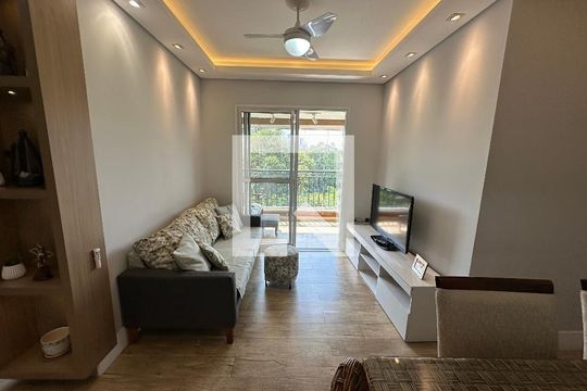 Apartamento à venda com 2 quartos, 60m² em Jardim Tupanci, Barueri