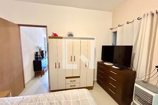 Quarto  de casa para alugar com 1 quarto, 60m² em Jardim Santa Mena, Guarulhos