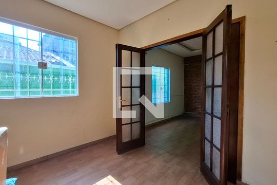 Quarto 1 de casa à venda com 2 quartos, 500m² em Parque das Nações, Santo André