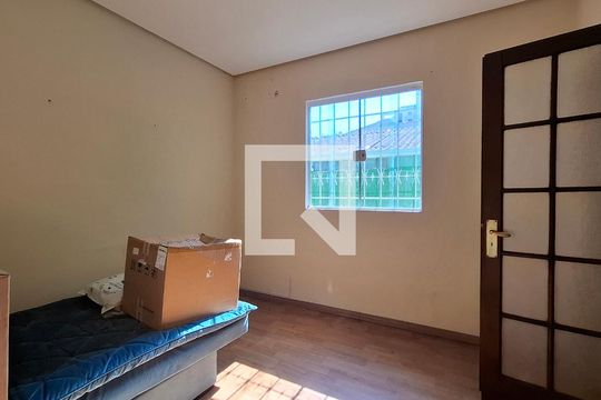 Quarto 1 de casa à venda com 2 quartos, 500m² em Parque das Nações, Santo André