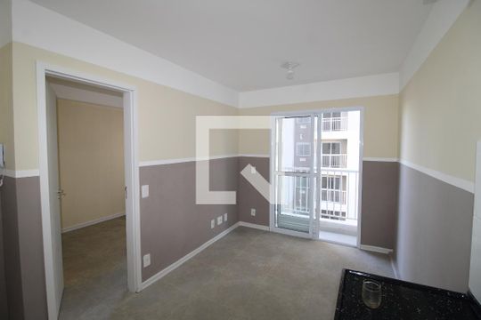 Apartamento para alugar com 1 quarto, 28m² em Parada Xv de Novembro, São Paulo
