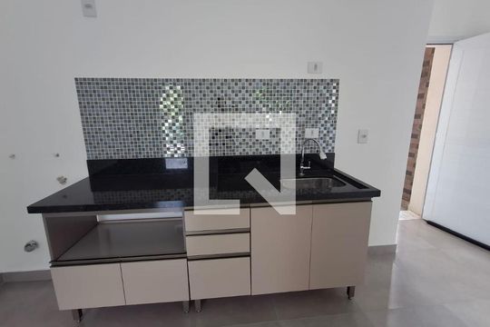 Kitnet/Studio para alugar com 1 quarto, 32m² em Vila Monte Alegre, São Paulo