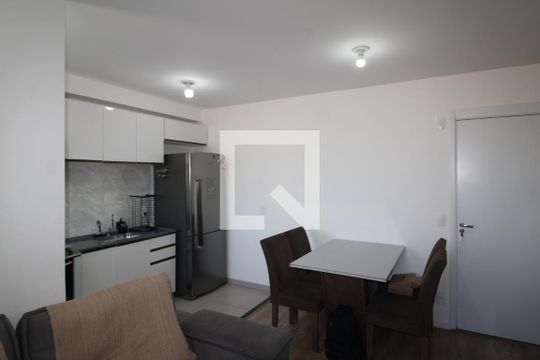 Sala / Cozinha de apartamento para alugar com 2 quartos, 42m² em Sítio do Mandaqui, São Paulo
