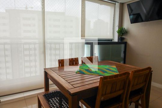 Apartamento para alugar com 3 quartos, 89m² em Jardim Mirante, São Paulo