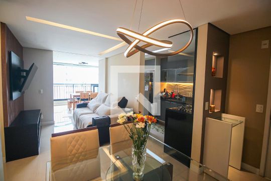 Sala de apartamento para alugar com 3 quartos, 89m² em Jardim Mirante, São Paulo