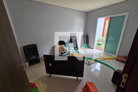 Casa para alugar com 2 quartos, 300m² em Residencial San Diego, Cotia