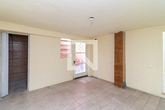 Suíte da Casa 1 de casa à venda com 6 quartos, 250m² em Lauzane Paulista, São Paulo