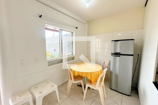 Sala de Jantar de casa para alugar com 2 quartos, 75m² em Ingleses, Florianópolis