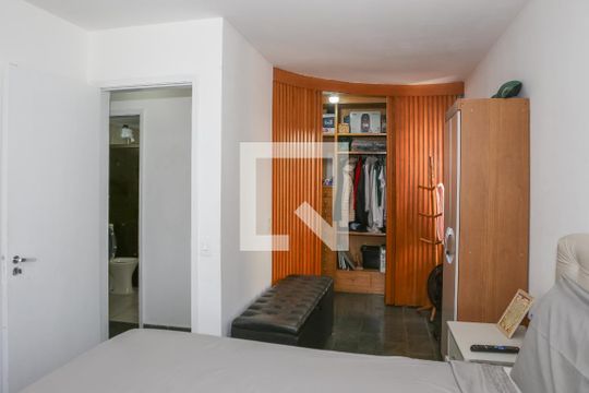 Quarto 1 de apartamento à venda com 2 quartos, 98m² em Lapa, São Paulo