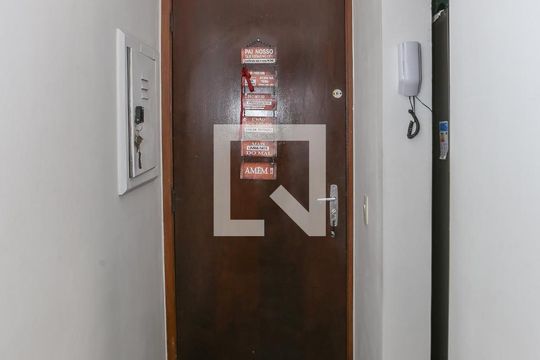 Entrada de apartamento à venda com 2 quartos, 98m² em Lapa, São Paulo